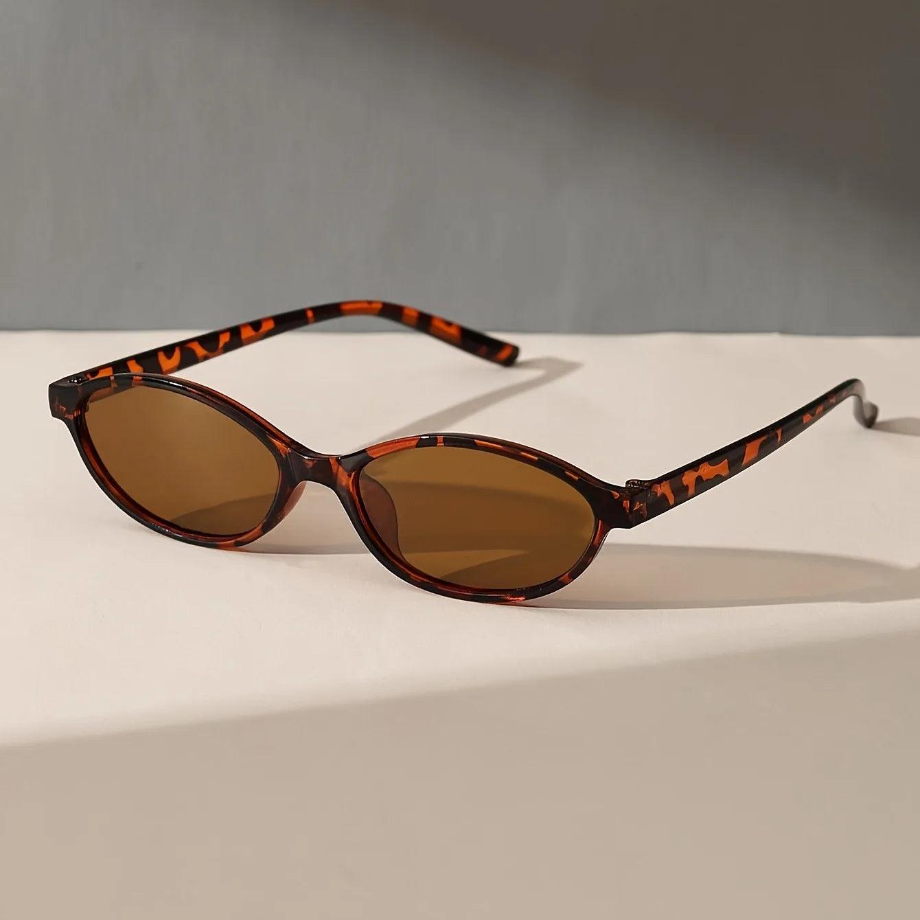 Oval Frame Classic Glasses Versatile