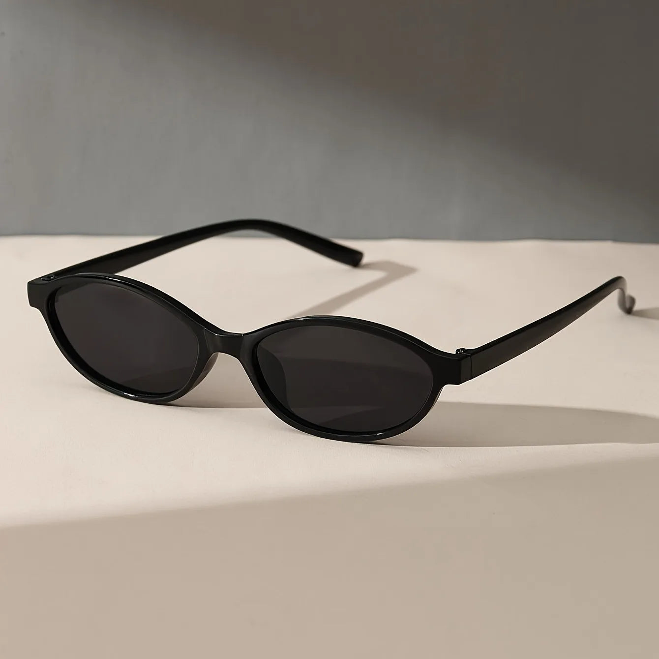 Oval Frame Classic Glasses Versatile